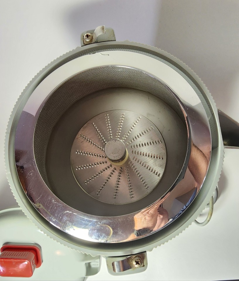 Acme Supreme Juicer Juicerator Model 5001 Centrifugal VNTG Complete