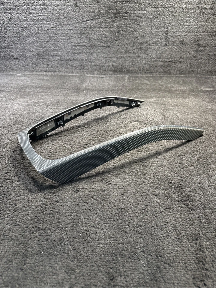 2008 - 2016 奥迪 A5 S5 RS5 B8 碳纤维内部仪表板控制台和门饰原始设备制造商 — 第 4/4 张图片