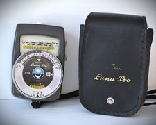 Gossen Luna Pro Ambient Analog Light Exposure Meter & Original Leather Case