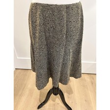 Vintage Knee Length Wool skirt US 6 UK 8 Preppy Retro Classic Schoolgirl