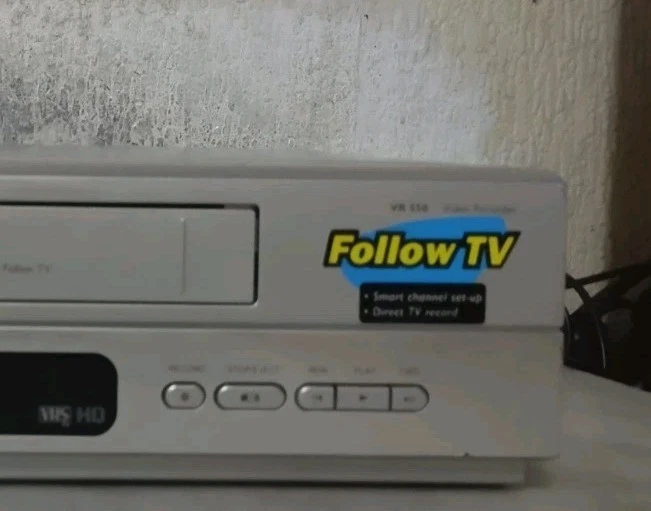 PHILIPS VR540 VIDEOREGISTRATORE VHS 6 TESTINE CON TELECOMANDO - Immagine 4 di 4