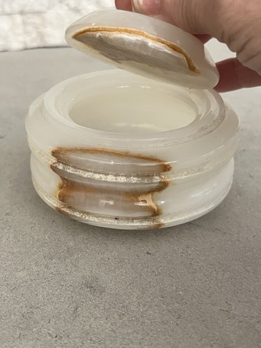 White Onyx Marble Lidded Jar/trinket - Picture 2 of 10