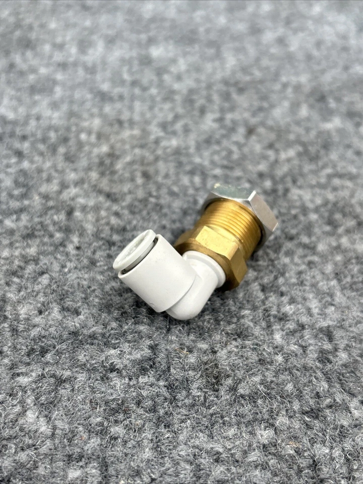 Lot of 8 - SMC KQ2LE08-00A Bulkhead Union Elbow 90 Deg 5/16' x 5/16" Tube Used - Image 4 of 4