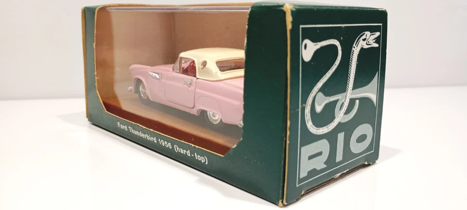 Coche Ford Thunderbird 1956 techo rígido rosa/blanco Rio Italia 1:43 con caja y papeleo Foto 4 de 4
