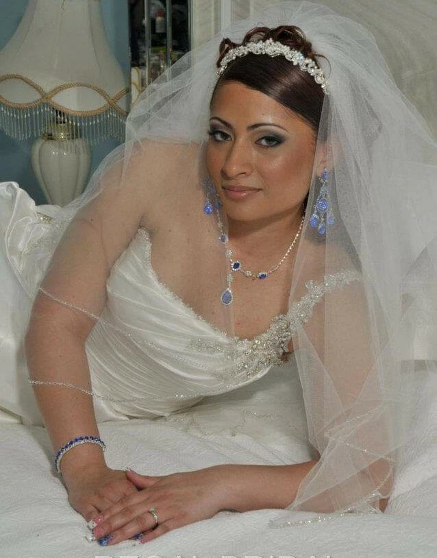 Vestido de noiva Maggie Sottero Couture imperial espartilho nas costas...frisado um ombro - Imagem 2 de 4