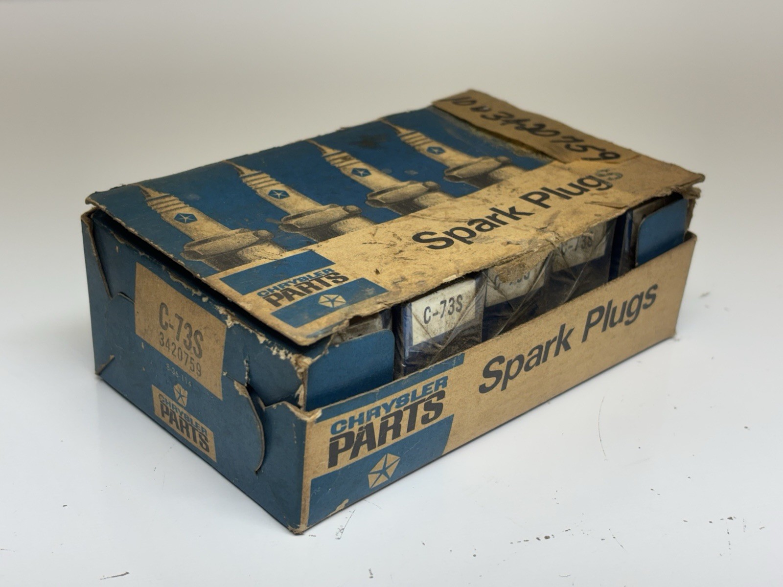 NOS Mopar 3420759 Spark Plugs - Box of 10 in Chrysler Packaging C-73S Chryco