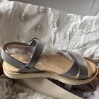 Bild 2 von 6