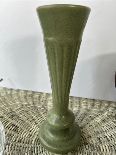 Haeger Pottery Vase 3967 Green Speckled Matte 9.25" Vintage Avocado Sage Trumpet