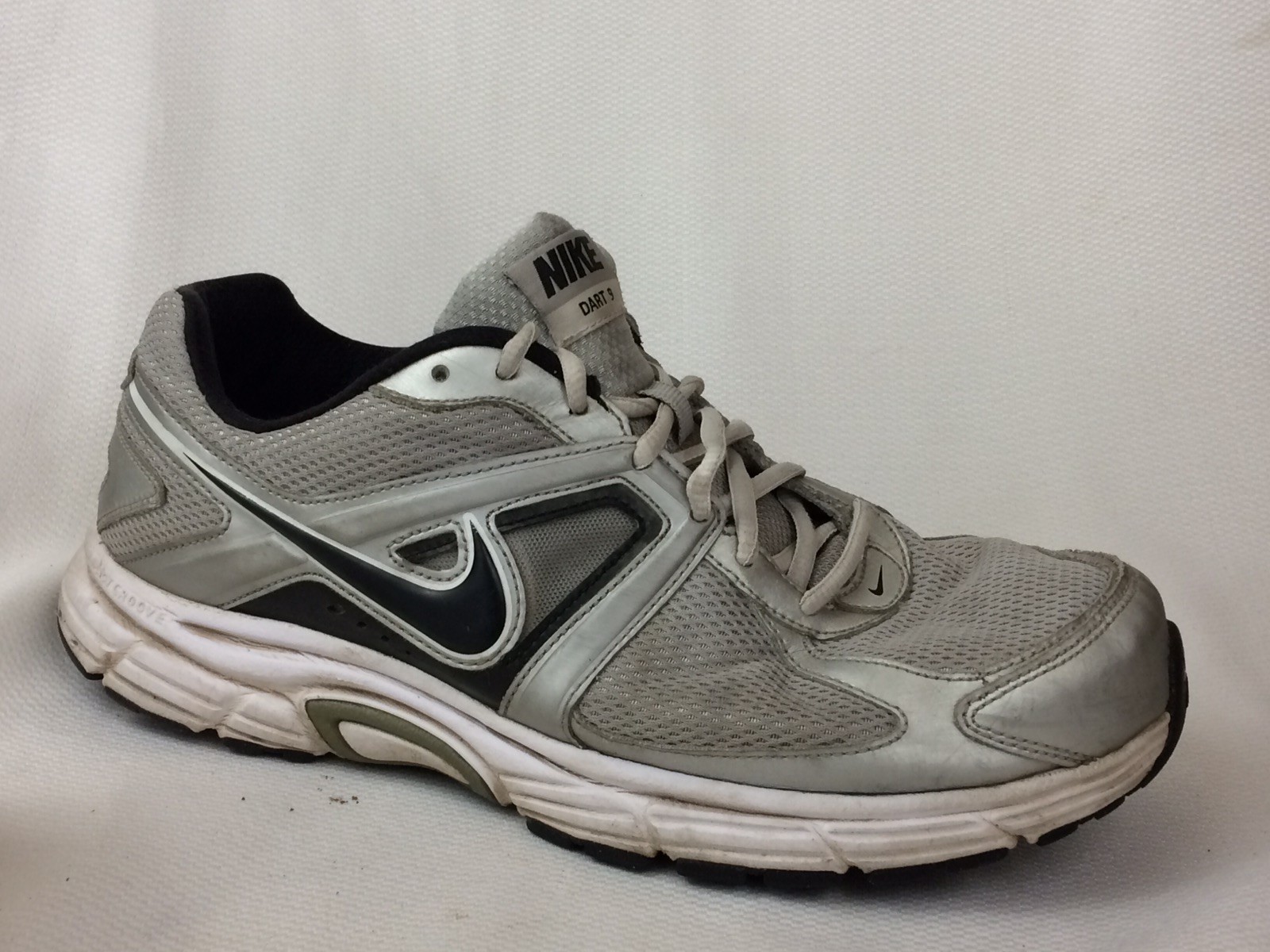 nike dart 9 running shoes