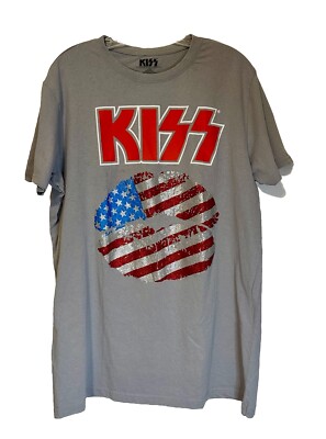 Kiss Alive Tour 1975 Glitter Graphic T-Shirt American Flag Lips Gray Rock New