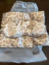 Hallmart Collectibles Set - Pillow Case And Travel Eye Mask