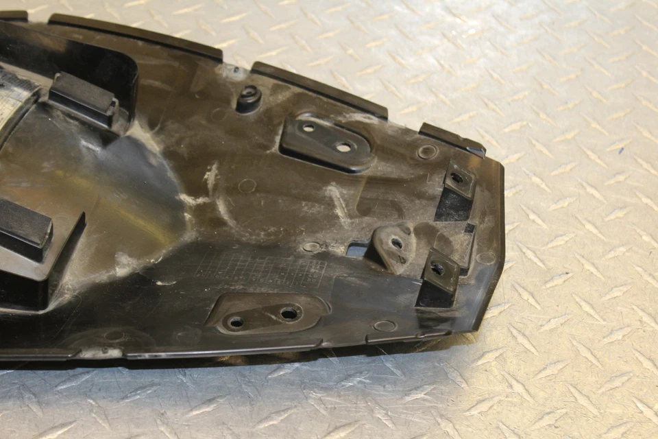 Kawasaki ER-6N ER650C 2009 parte trasera trasera bandeja de batería de plástico Foto 4 de 4