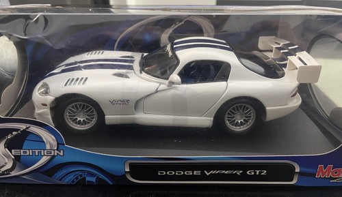 Dodge Viper GT2 Pearl White Maisto 1:18 Diecast Model Car Edición Especial En Caja - Imagen 2 de 6