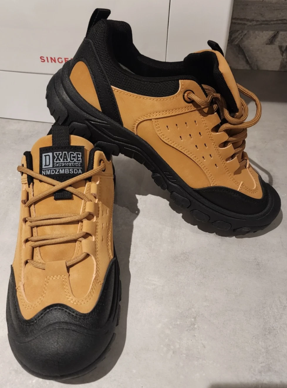 Men's Hiking Shoes Waterproof Wear-resistant Sports Camping
Opens in a new window or tab