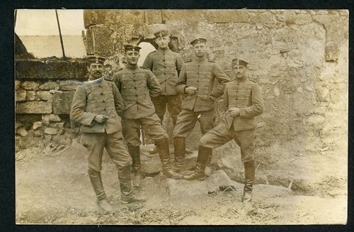German WW1 Photo Hussar Soldiers Group Pose 1916 Braunschweig Hussar Unit Stamp