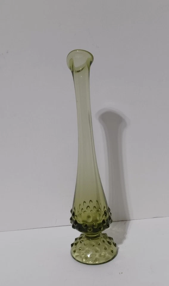 Vintage FENTON Hobnail Bud Footed Green Swung Glass Vase - Image 2 of 4