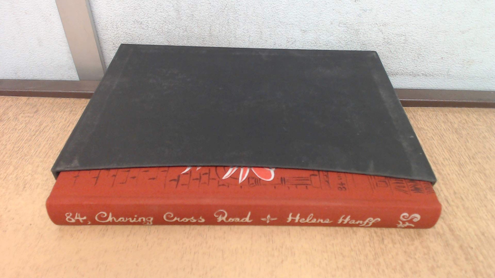 84 Charing Cross Road - A Charming Book by Helene Hanff