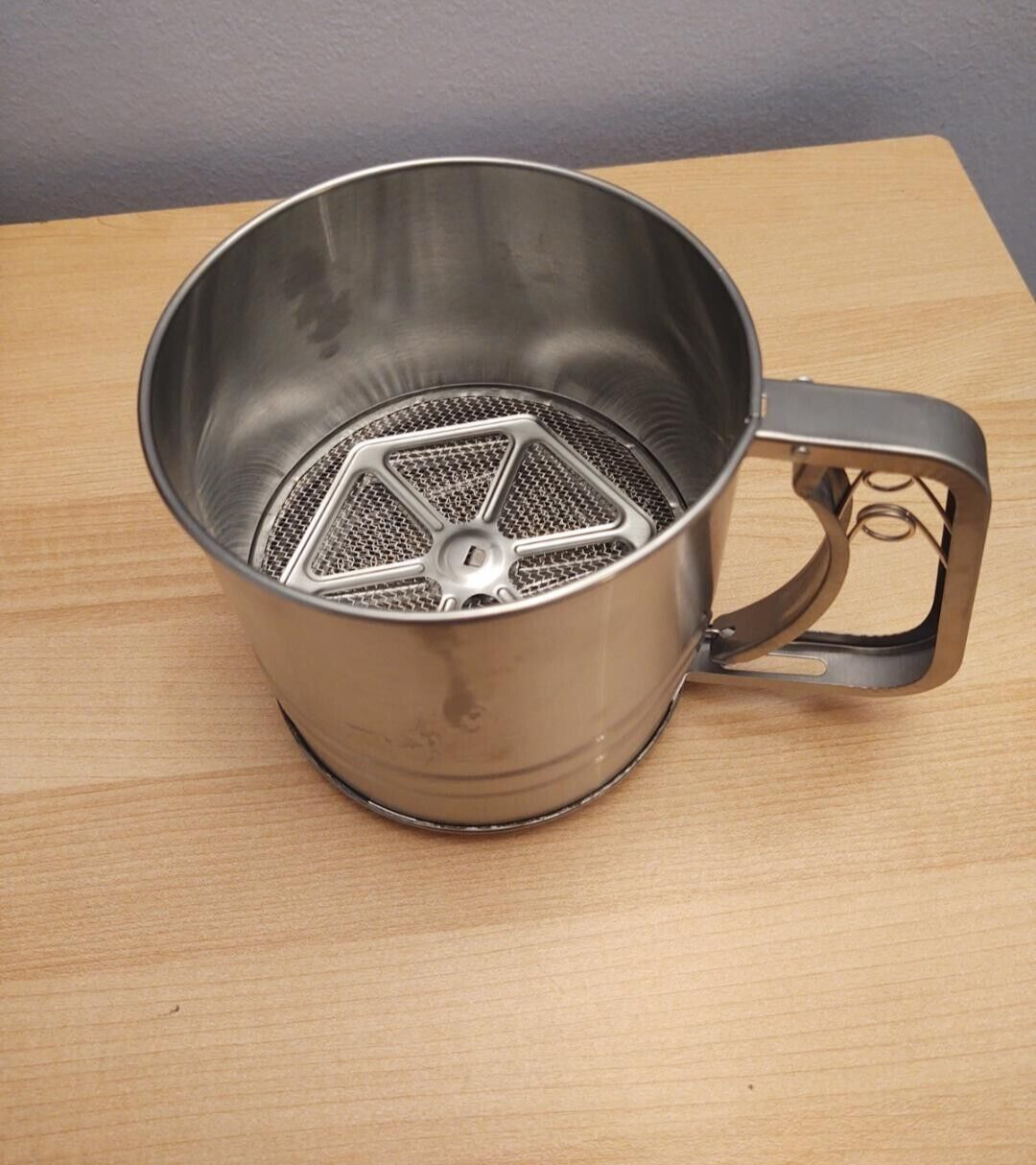 Stainless Steel Fine Mesh Screen Crank Handle Powder Sugar Flour Sifter eBay