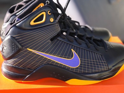 nike hyperdunk kobe away