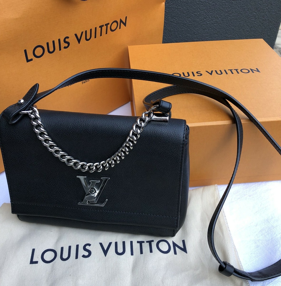 LOUIS VUITTON Lockme II BB Smooth Calf Leather Noir M51200