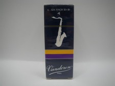 VANDOREN TRADITIONAL BLUE BOX Bb TENOR SAXOPHONE REEDS - BOX of 5 - STRENGTH 4