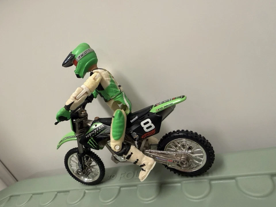 2005 Hot Wheels Moto Grant Langston #8 Dirtbike Toy Motocross Figure Moto-X Rare - Image 4 of 4