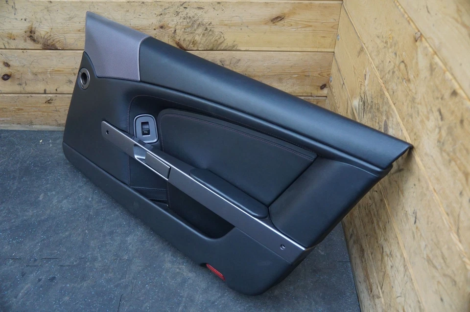 Panel de moldura de puerta derecha puntada negra roja 4G43-23936-AGW Aston Martin Db9 2004-2012 Foto 2 de 4