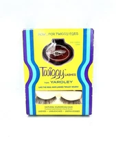 TWIGGY LASHES from Yardley w/ Carry Case NOW... FOR TWIGGY EYES Black No. 735
