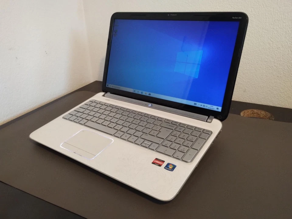 HP Pavilion dv6 8GB Ram 500GB SSD Windows 10 white read description - Image 2 of 4