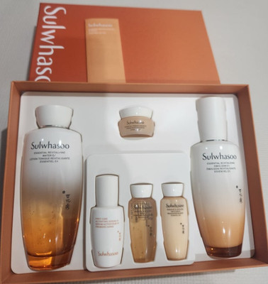 Sulwhasoo Essential Skincare Set / Tracking
