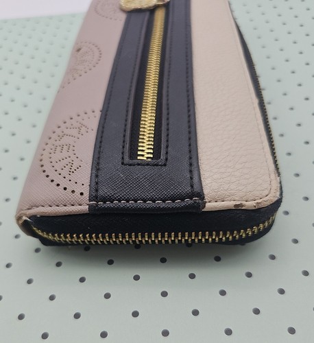 Anne Klein Slim Tan/Black/Gold Wallet Zip Around Clutch - Picture 4 of 14