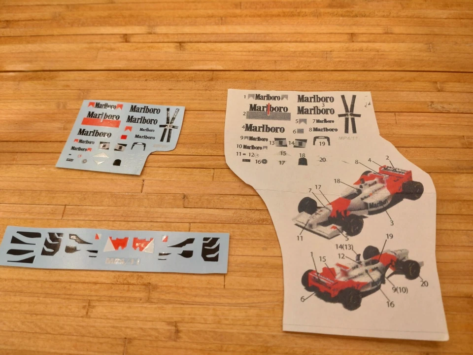 McLaren Mercedes Benz / MP4/11 / 1996 NO 7 M.HAKKINEN / 1/64 / Kyosho - Изображение 2 из 4