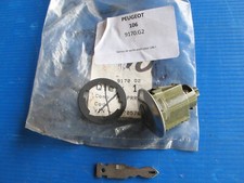 Porte avant et accessoires Peugeot 106