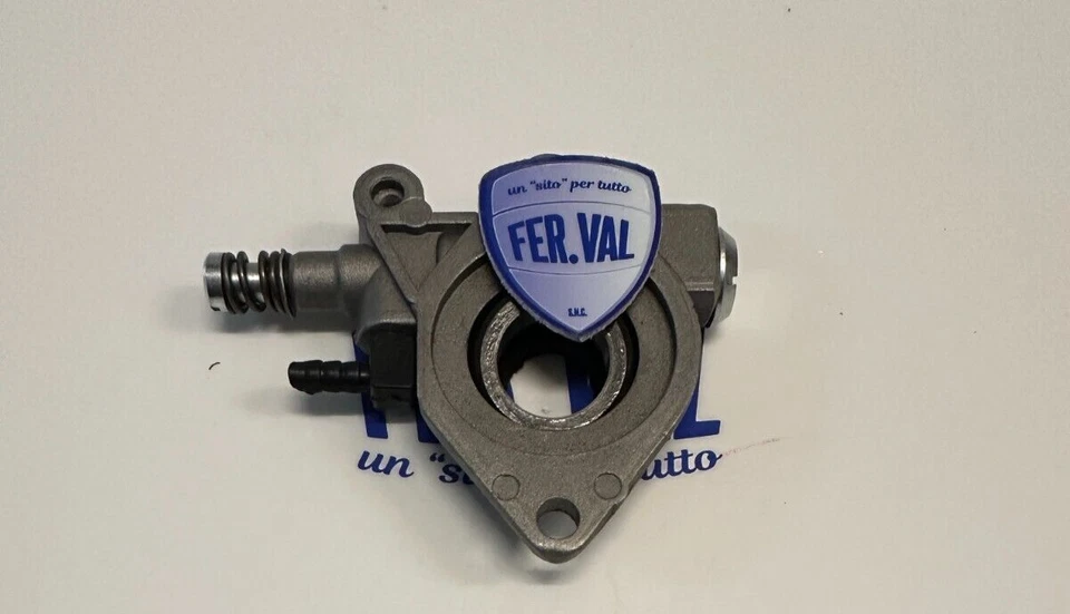 Pompe Huile DOLMAR Scie à Chaîne 123 133 143 R302305 - Photo 2/4