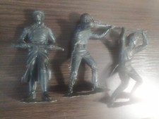Soviet Vintage plastic figures Soldier of the USSR World War II 3 pcs.
