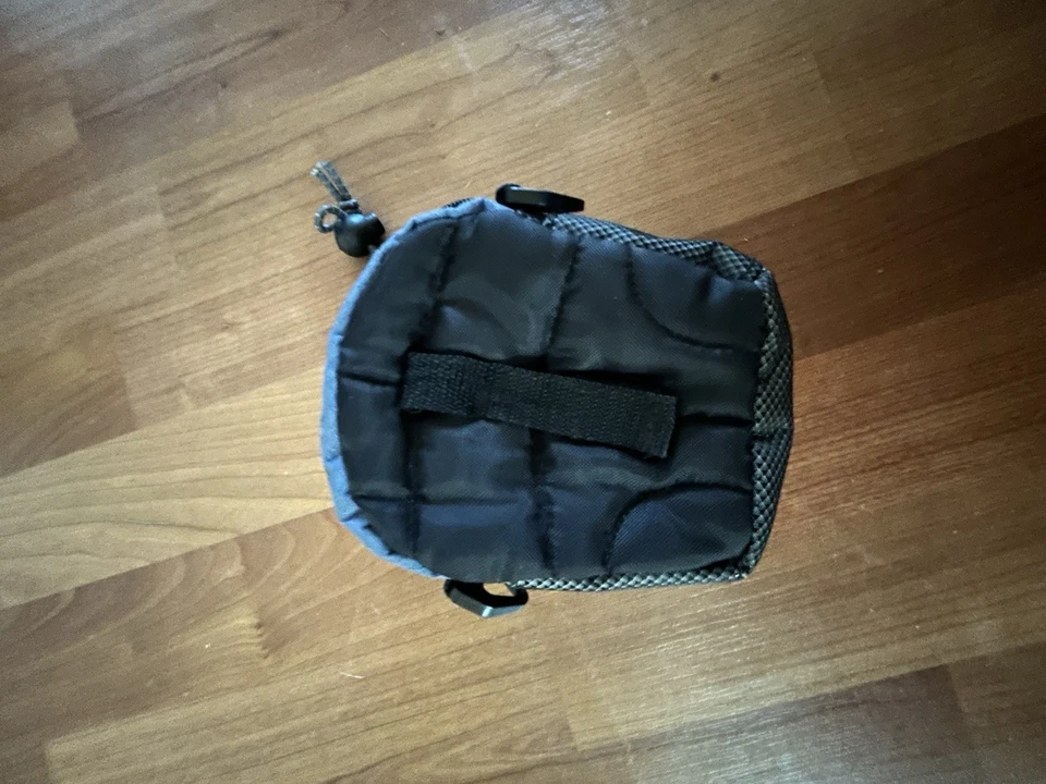 Samsonite Mesh Small Camera Case with Strap Closure - Image 3 of 4