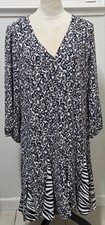 NWT White House Black Market Size 18 Floral V Neck Dress Black White Blue...