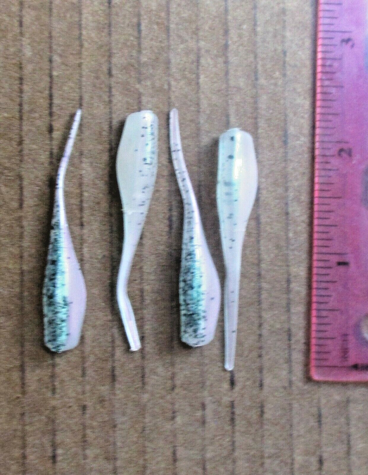 50ct RAINBOW TROUT 2" STINGER SHAD GRUBS Crappie Fishing Lures Quiver