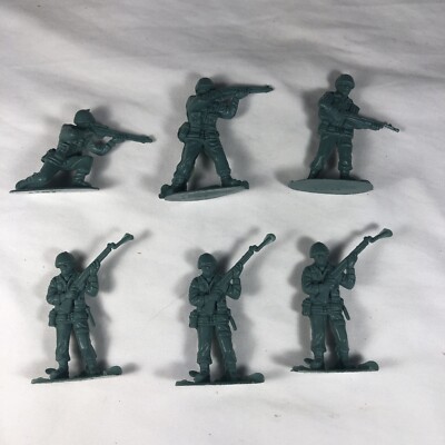 Lot of 6 Green Toy Soldiers, Unbranded ~ 2'' Tall