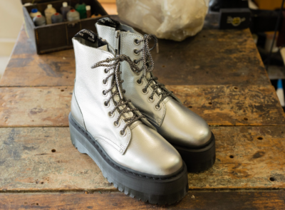Dr.Martens JADON MAX シルバー UK5 DR. MARTENS JADON MAX METALLIC LEATHER PLATFORMS MSRP$260 Soft