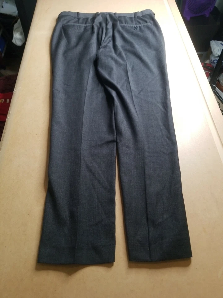 Pantalones de vestir COVINGTON para hombre talla 36x32 gris frente plano mezcla de lana Foto 3 de 4