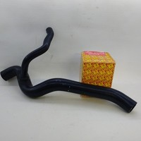 Unterer KüHler Schlauch Pirelli Opel Kadett E 1.6 D FüR 1336405