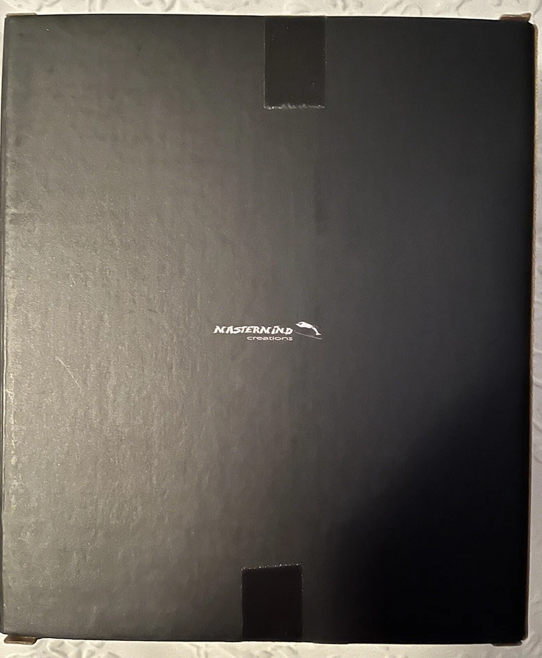 Transformers TFCon Exclusive MMC R-46A Vexo Prominon Batman Mastermind Creations - Image 2 of 2