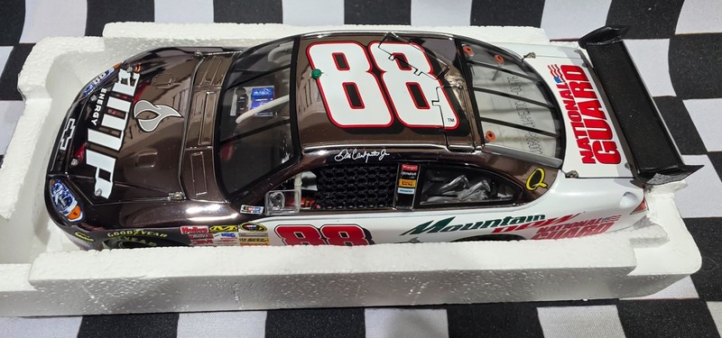 Action Racing Collectables 1:24 Dale Earnhardt Jr #88 2008 Impala SS LE