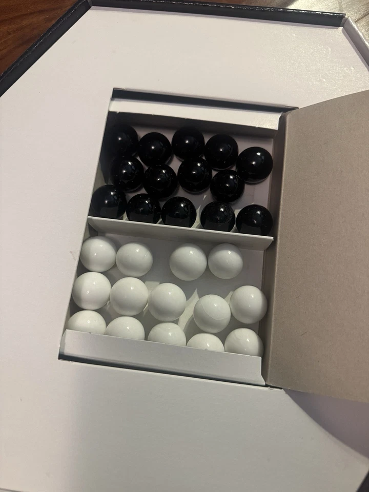 Abalone Game - Image 4 of 4