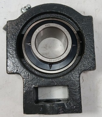 1 NEW KML HCST207 BORE TAPPED PILLOW BLOCK BEARING NNB ***MAKE OFFER***