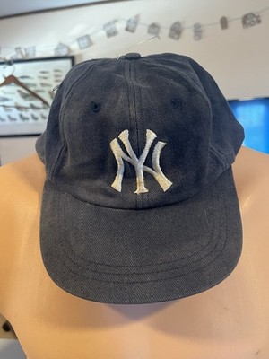 Vintage Made In USA New York Yankees Baseball Cap KC Caps Very Good  Condition ￼