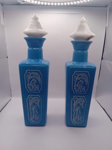Jim Beam Vintage Blue & White Whiskey Decanter Milk Glass Bottle Set 2