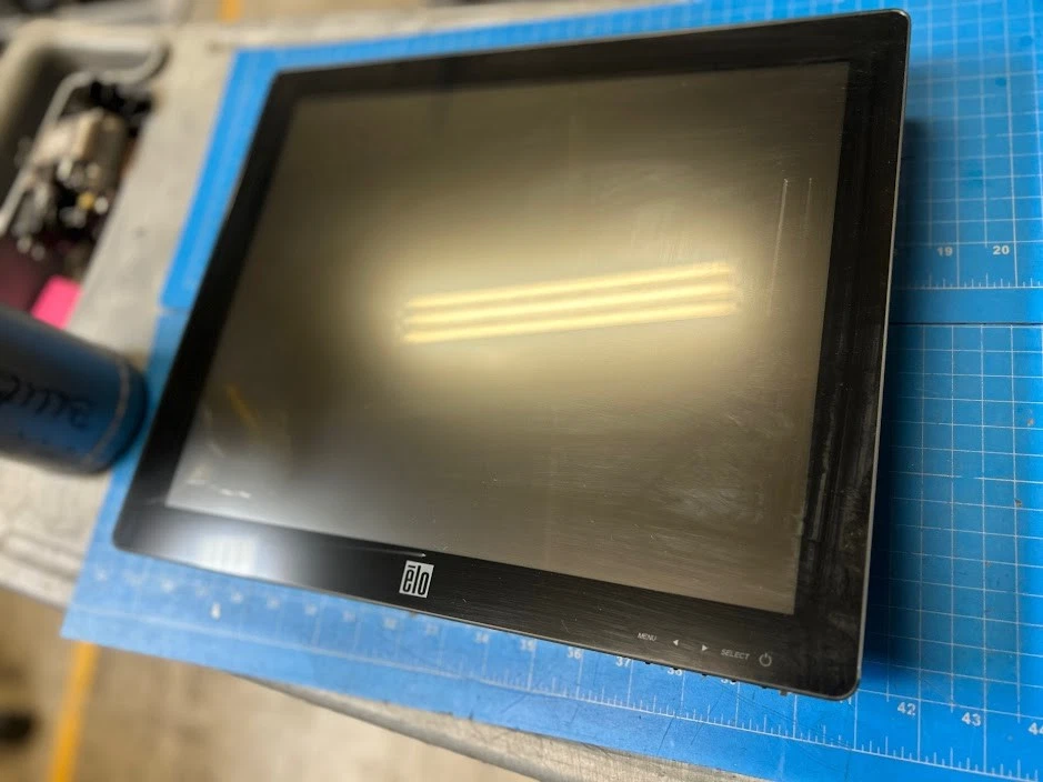 Elo ET1723L LCD Touch Screen Monitor 17 Inch 1024P E785229 - Image 2 of 4