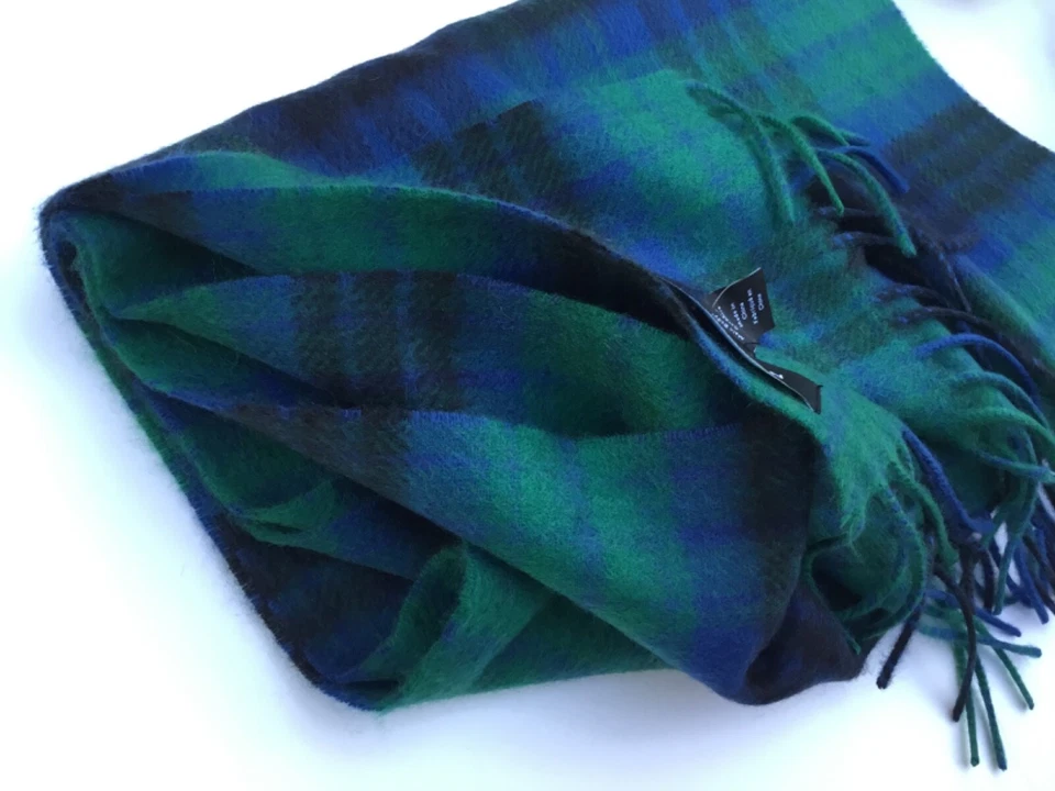 Nordstrom 100% Cachemira 68" x 12" Flecos Bufanda Azul Verde Negro Cuadros $89 Nuevo Foto 3 de 4